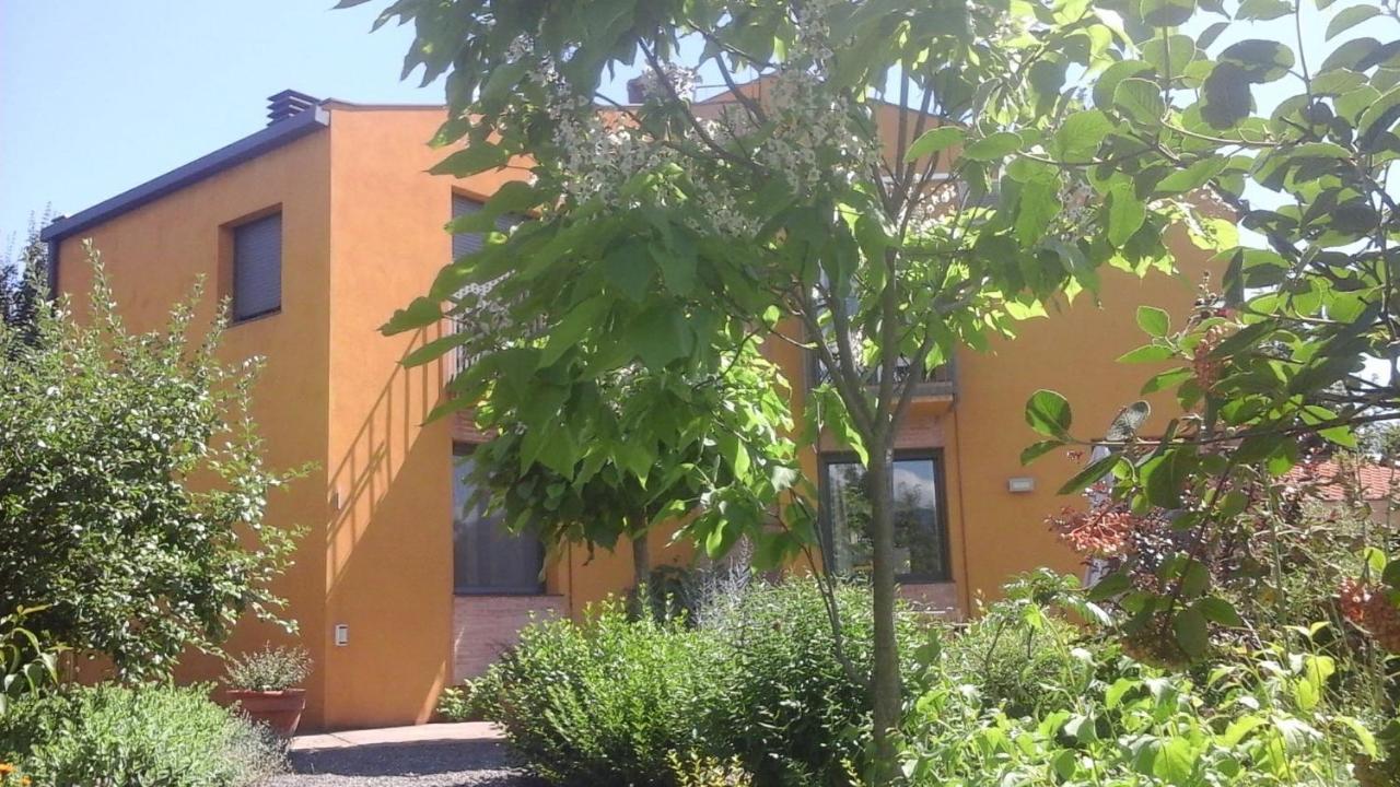 Casa Cholavila Laguarres 外观 照片